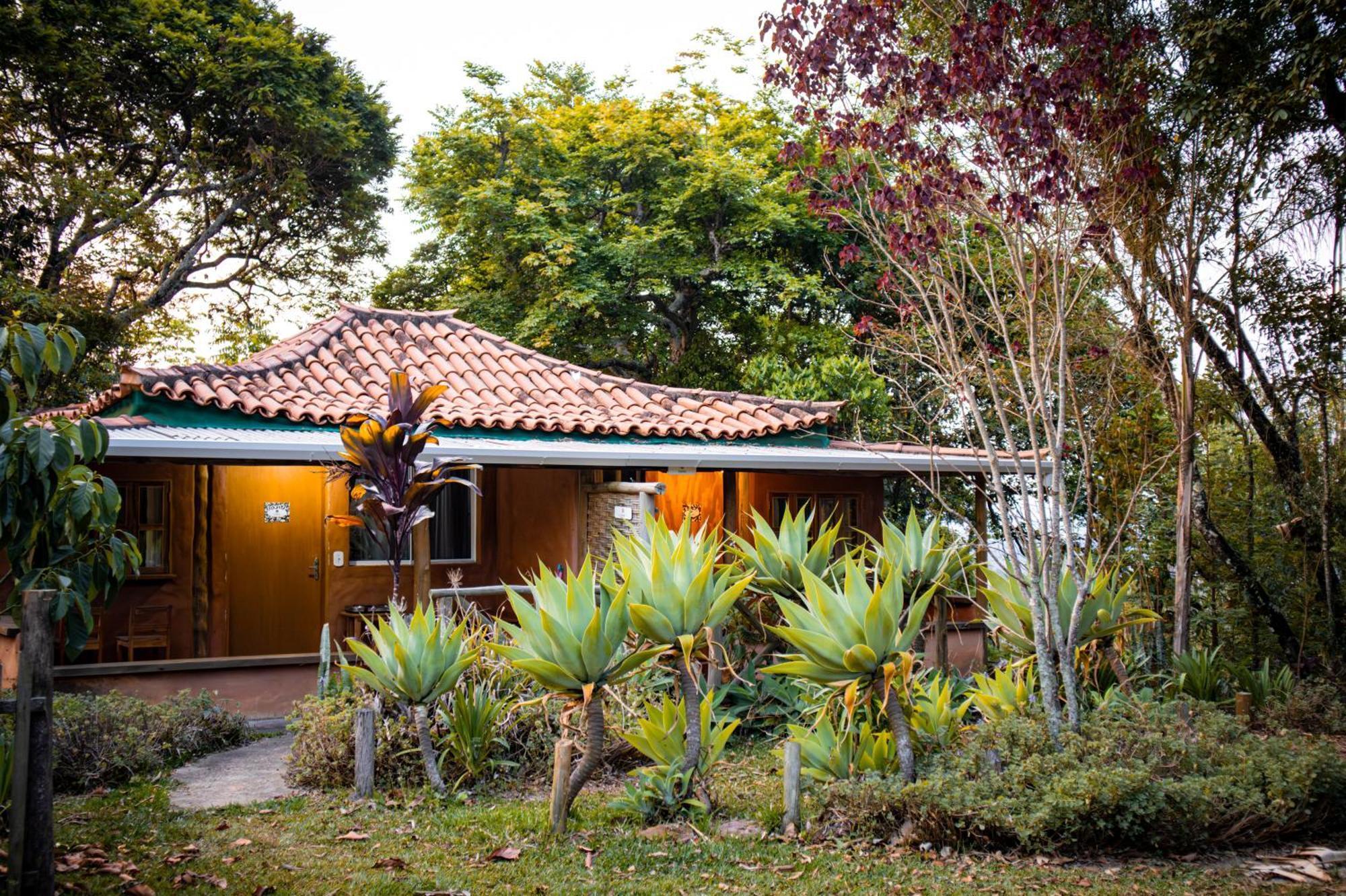 Hospedagem Beija-Flor - Espaco Flor Das Aguas Кунья Экстерьер фото